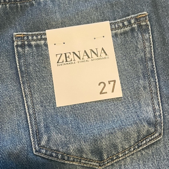 Zenana 100% Cotton Medium Wash Denim Jeans - Picture 4 of 6